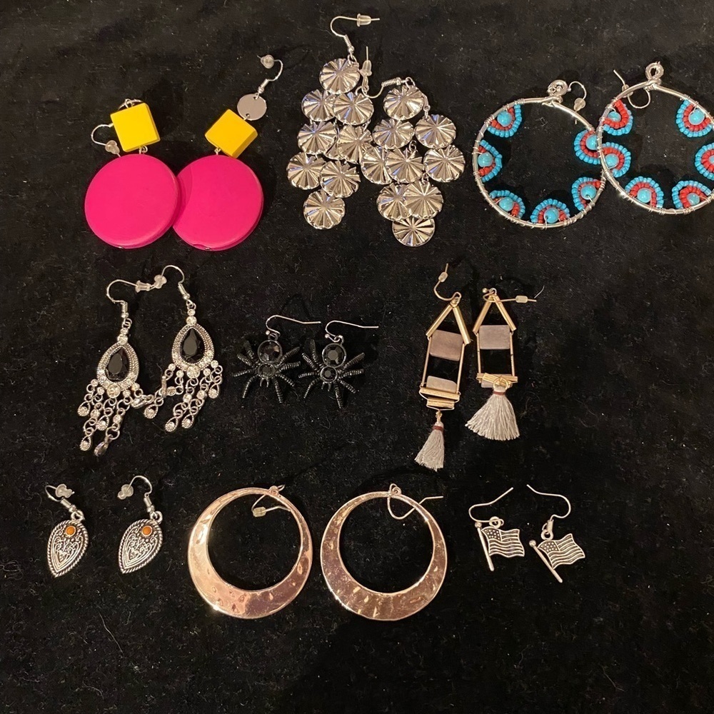 Lot 11 -Bundle of 9 Dangle Earrings (EF)